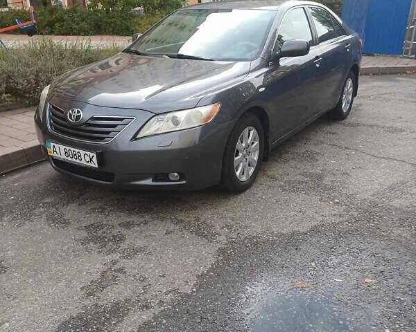 Тойота Камрі 2007 у Києві на Automoto.ua Сірий Тойота Камрі, об'ємом двигуна 2.36 л та пробігом 191 тис. км за 9500 $, фото 1 на Automoto.ua