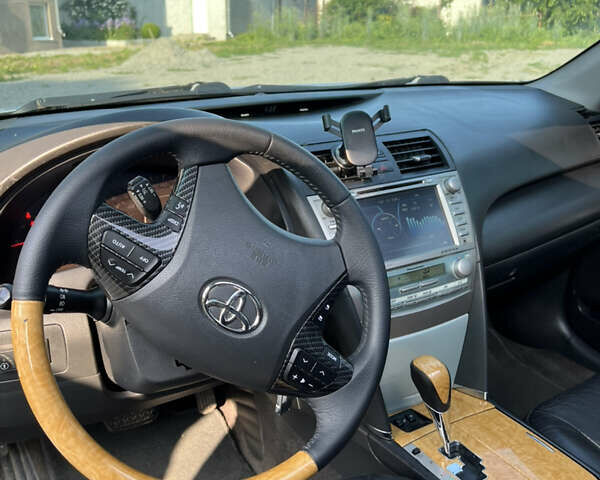 Серый Тойота Камри, объемом двигателя 3.5 л и пробегом 290 тыс. км за 8500 $, фото 24 на Automoto.ua