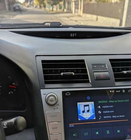 Серый Тойота Камри, объемом двигателя 3.5 л и пробегом 243 тыс. км за 8700 $, фото 3 на Automoto.ua