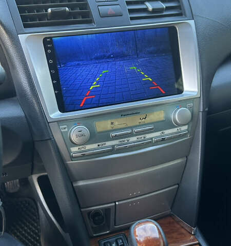 Серый Тойота Камри, объемом двигателя 3.46 л и пробегом 370 тыс. км за 9999 $, фото 11 на Automoto.ua