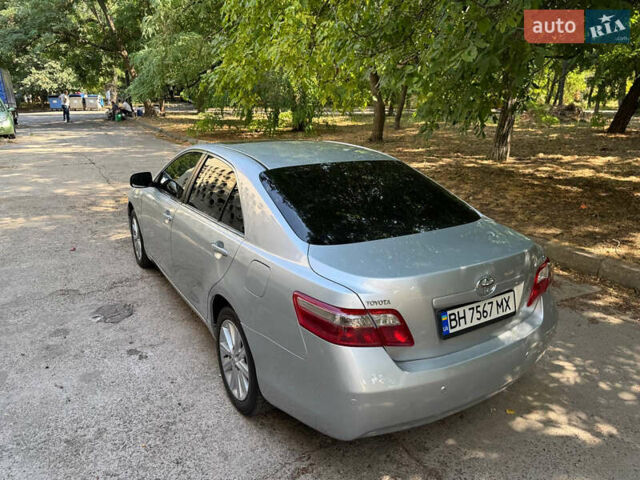 Сірий Тойота Камрі, об'ємом двигуна 2.36 л та пробігом 294 тис. км за 8700 $, фото 19 на Automoto.ua