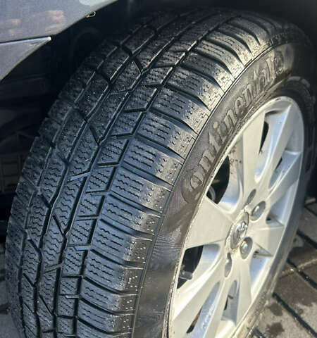 Серый Тойота Камри, объемом двигателя 3.46 л и пробегом 370 тыс. км за 9999 $, фото 3 на Automoto.ua