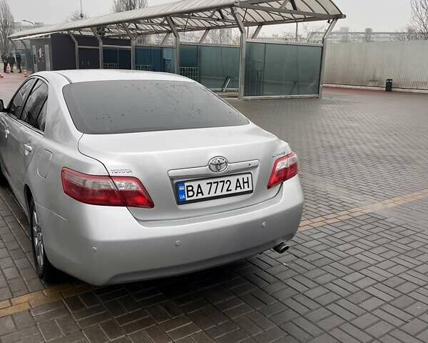 Серый Тойота Камри, объемом двигателя 2.36 л и пробегом 314 тыс. км за 7000 $, фото 8 на Automoto.ua