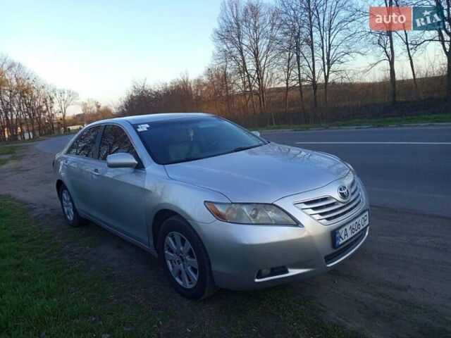 Тойота Камри 2007 в Киеве на Automoto.ua Серый Тойота Камри, объемом двигателя 2.4 л и пробегом 210 тыс. км за 8000 $, фото 9 на Automoto.ua