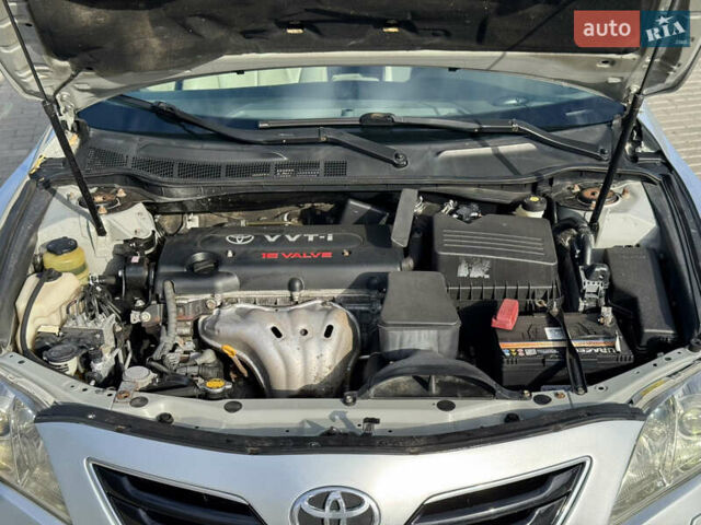 Серый Тойота Камри, объемом двигателя 2.36 л и пробегом 221 тыс. км за 7999 $, фото 48 на Automoto.ua