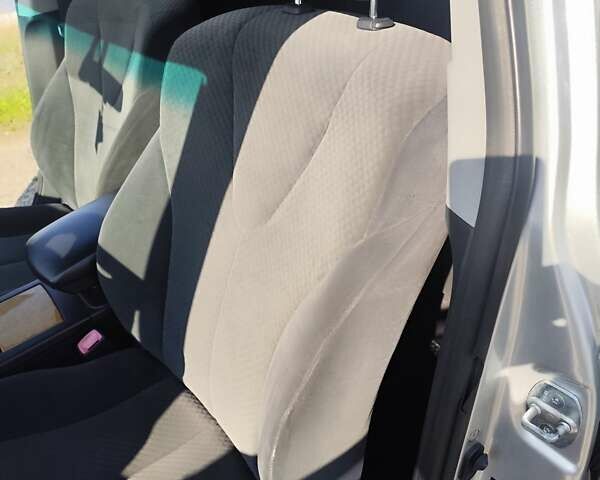 Серый Тойота Камри, объемом двигателя 2.36 л и пробегом 160 тыс. км за 8400 $, фото 6 на Automoto.ua