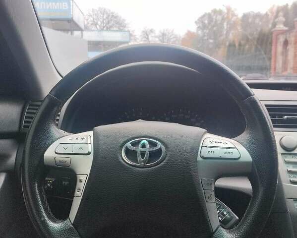 Серый Тойота Камри, объемом двигателя 2.36 л и пробегом 58 тыс. км за 5500 $, фото 15 на Automoto.ua