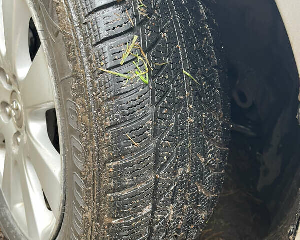 Серый Тойота Камри, объемом двигателя 2.36 л и пробегом 370 тыс. км за 6999 $, фото 10 на Automoto.ua