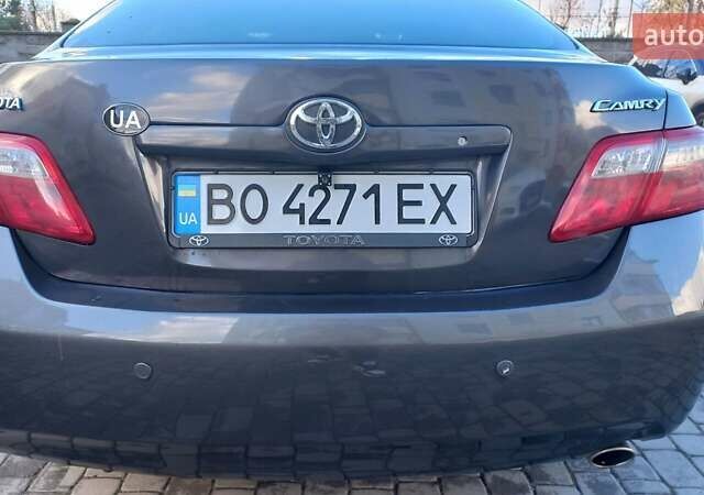 Серый Тойота Камри, объемом двигателя 2.36 л и пробегом 305 тыс. км за 7800 $, фото 50 на Automoto.ua