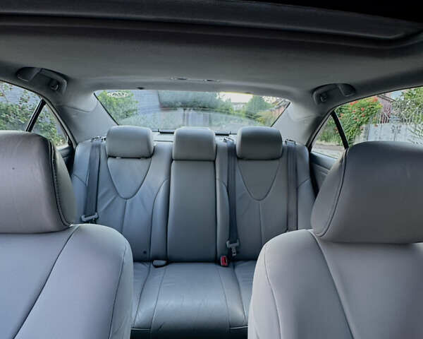 Сірий Тойота Камрі, об'ємом двигуна 2.4 л та пробігом 422 тис. км за 8000 $, фото 24 на Automoto.ua