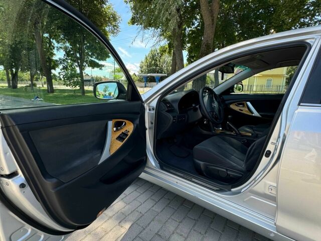 Тойота Камри 2007 в Коломые на Automoto.ua Серый Тойота Камри, объемом двигателя 2.4 л и пробегом 250 тыс. км за 7999 $, фото 18 на Automoto.ua