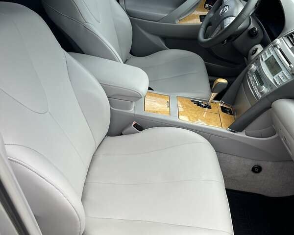 Серый Тойота Камри, объемом двигателя 3.5 л и пробегом 280 тыс. км за 7900 $, фото 12 на Automoto.ua