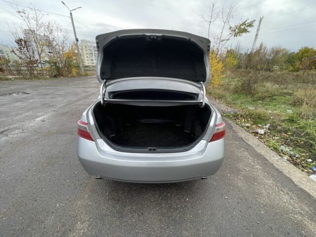 Серый Тойота Камри, объемом двигателя 3.5 л и пробегом 286 тыс. км за 7650 $, фото 6 на Automoto.ua