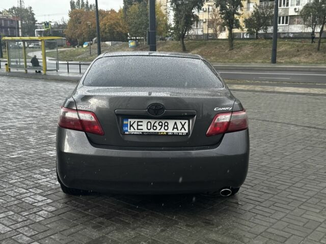 Сірий Тойота Камрі, об'ємом двигуна 2.4 л та пробігом 241 тис. км за 6500 $, фото 5 на Automoto.ua