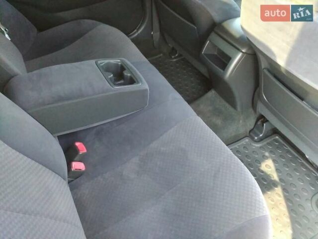 Серый Тойота Камри, объемом двигателя 2.4 л и пробегом 193 тыс. км за 10700 $, фото 19 на Automoto.ua