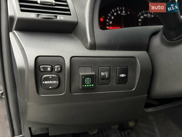 Серый Тойота Камри, объемом двигателя 2.4 л и пробегом 262 тыс. км за 6999 $, фото 14 на Automoto.ua