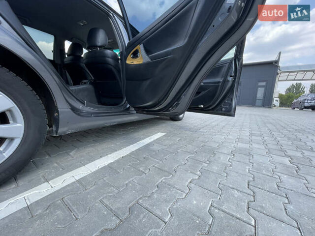 Сірий Тойота Камрі, об'ємом двигуна 2.4 л та пробігом 240 тис. км за 7700 $, фото 14 на Automoto.ua