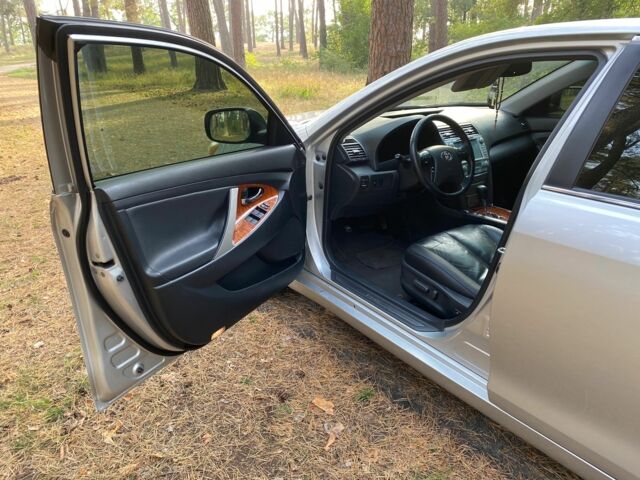 Серый Тойота Камри, объемом двигателя 2.4 л и пробегом 200 тыс. км за 7000 $, фото 5 на Automoto.ua