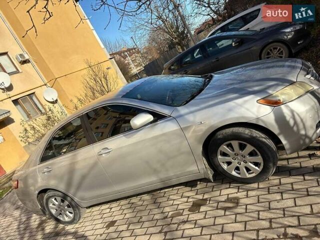 Сірий Тойота Камрі, об'ємом двигуна 2.36 л та пробігом 319 тис. км за 7900 $, фото 7 на Automoto.ua