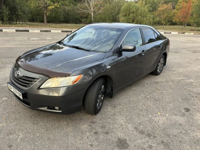 Сірий Тойота Камрі, об'ємом двигуна 2.4 л та пробігом 270 тис. км за 8000 $, фото 4 на Automoto.ua