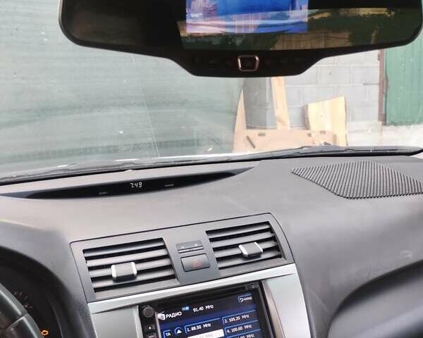 Серый Тойота Камри, объемом двигателя 2.4 л и пробегом 230 тыс. км за 8500 $, фото 45 на Automoto.ua