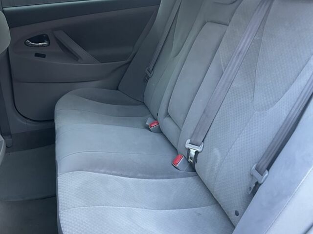 Серый Тойота Камри, объемом двигателя 0 л и пробегом 178 тыс. км за 7900 $, фото 16 на Automoto.ua