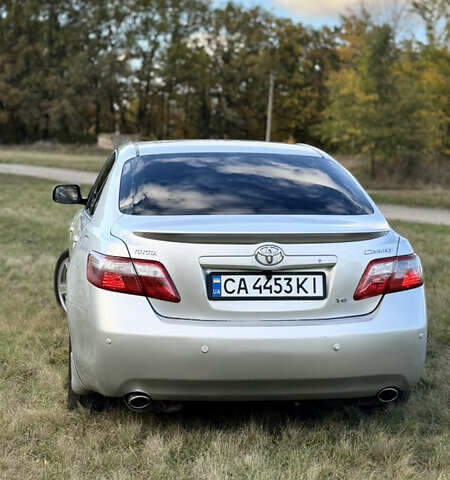 Серый Тойота Камри, объемом двигателя 3.5 л и пробегом 290 тыс. км за 8500 $, фото 9 на Automoto.ua
