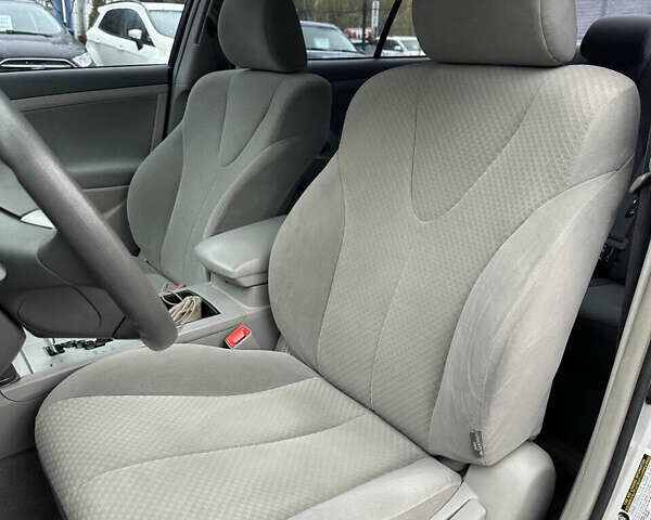 Сірий Тойота Камрі, об'ємом двигуна 2.36 л та пробігом 192 тис. км за 7650 $, фото 10 на Automoto.ua