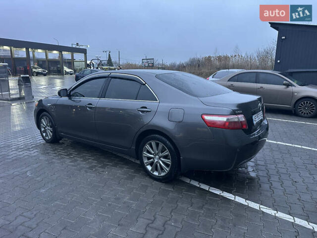 Сірий Тойота Камрі, об'ємом двигуна 2.36 л та пробігом 232 тис. км за 8600 $, фото 5 на Automoto.ua
