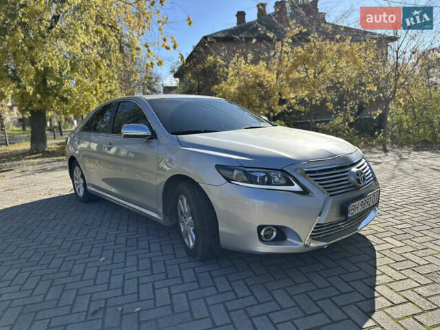 Сірий Тойота Камрі, об'ємом двигуна 3.46 л та пробігом 280 тис. км за 6400 $, фото 1 на Automoto.ua