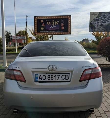 Серый Тойота Камри, объемом двигателя 3.5 л и пробегом 243 тыс. км за 8700 $, фото 5 на Automoto.ua