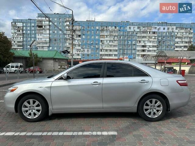 Серый Тойота Камри, объемом двигателя 2.4 л и пробегом 138 тыс. км за 11500 $, фото 5 на Automoto.ua