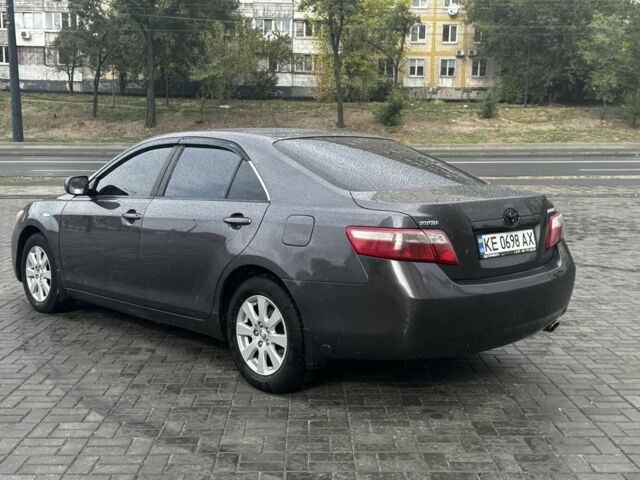 Сірий Тойота Камрі, об'ємом двигуна 2.4 л та пробігом 241 тис. км за 6500 $, фото 6 на Automoto.ua