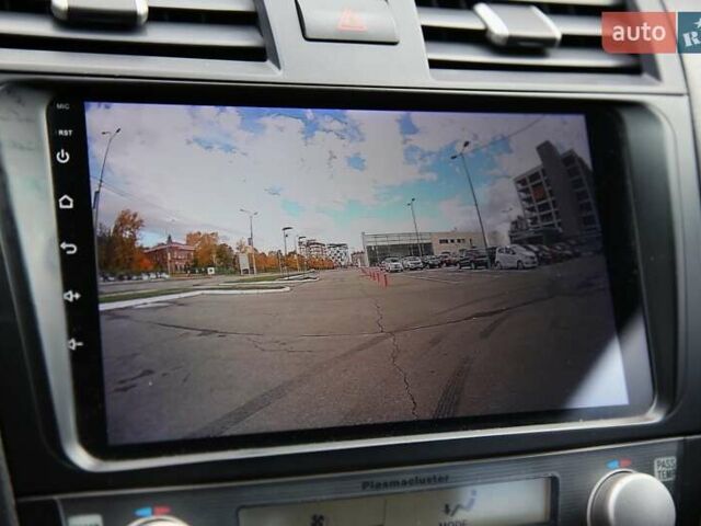 Серый Тойота Камри, объемом двигателя 3.5 л и пробегом 231 тыс. км за 10000 $, фото 15 на Automoto.ua