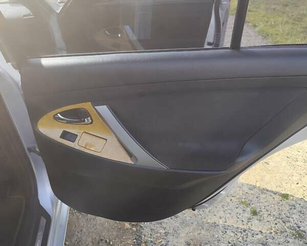 Серый Тойота Камри, объемом двигателя 2.36 л и пробегом 160 тыс. км за 8400 $, фото 11 на Automoto.ua