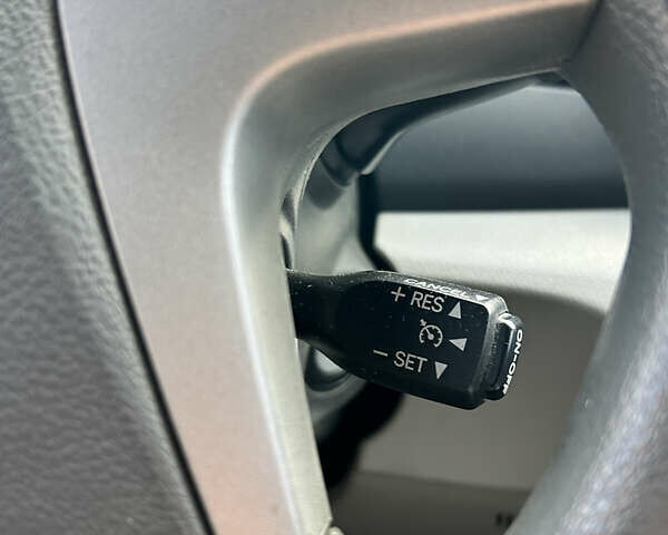 Сірий Тойота Камрі, об'ємом двигуна 2.4 л та пробігом 191 тис. км за 8300 $, фото 18 на Automoto.ua