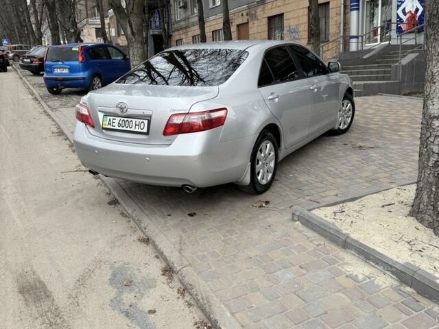 Серый Тойота Камри, объемом двигателя 3.5 л и пробегом 280 тыс. км за 9100 $, фото 4 на Automoto.ua