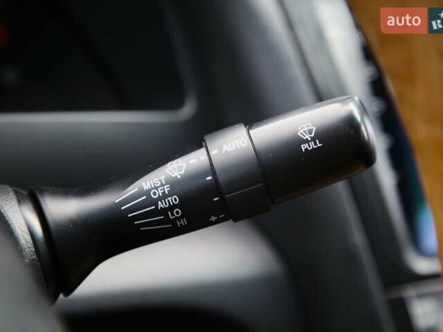 Серый Тойота Камри, объемом двигателя 3.5 л и пробегом 231 тыс. км за 10000 $, фото 20 на Automoto.ua