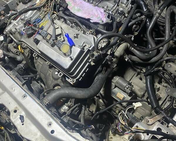 Серый Тойота Камри, объемом двигателя 3.5 л и пробегом 379 тыс. км за 10200 $, фото 33 на Automoto.ua