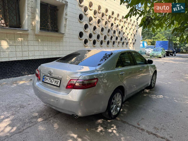 Сірий Тойота Камрі, об'ємом двигуна 2.36 л та пробігом 294 тис. км за 8700 $, фото 12 на Automoto.ua