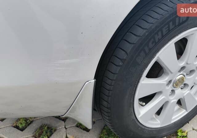 Сірий Тойота Камрі, об'ємом двигуна 2.36 л та пробігом 183 тис. км за 8300 $, фото 34 на Automoto.ua