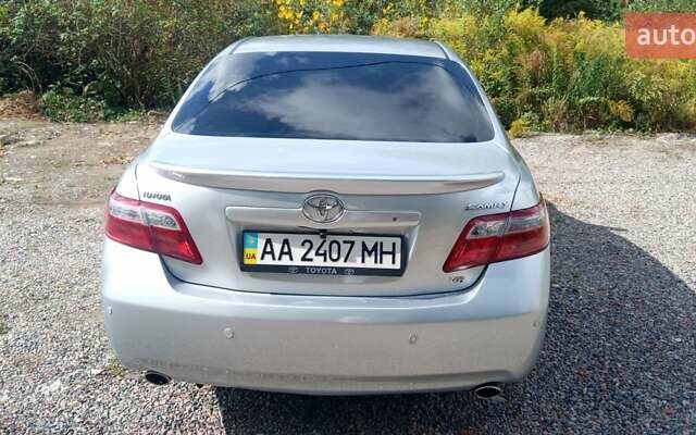 Серый Тойота Камри, объемом двигателя 3.5 л и пробегом 293 тыс. км за 8500 $, фото 6 на Automoto.ua