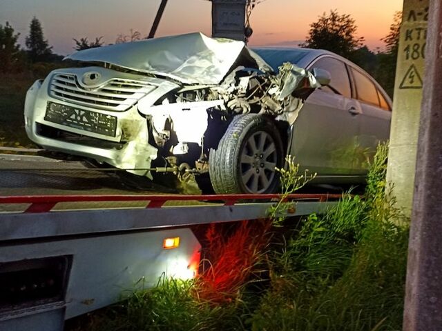 Тойота Камри 2007 в Киеве на Automoto.ua Серый Тойота Камри, объемом двигателя 2.4 л и пробегом 0 тыс. км за 4500 $, фото 7 на Automoto.ua