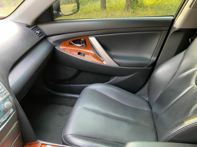 Серый Тойота Камри, объемом двигателя 2.4 л и пробегом 200 тыс. км за 7000 $, фото 8 на Automoto.ua