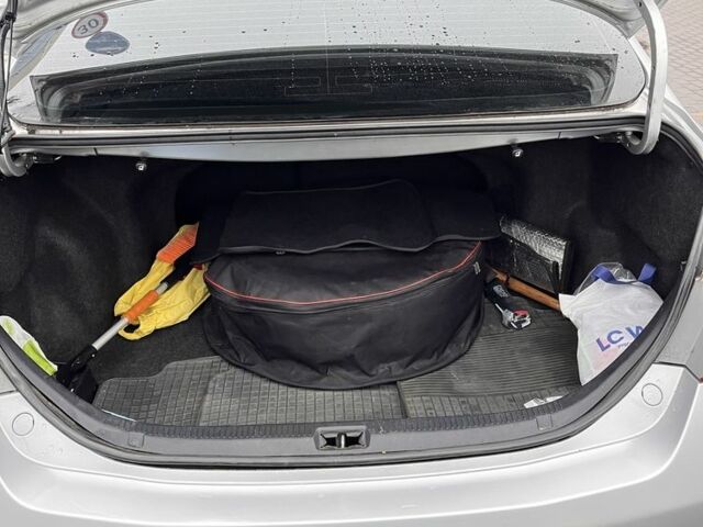 Серый Тойота Камри, объемом двигателя 2.4 л и пробегом 314 тыс. км за 6800 $, фото 17 на Automoto.ua