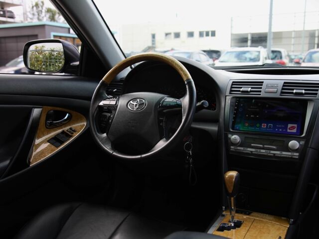 Сірий Тойота Камрі, об'ємом двигуна 3.5 л та пробігом 231 тис. км за 10000 $, фото 10 на Automoto.ua