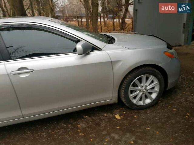 Серый Тойота Камри, объемом двигателя 0 л и пробегом 160 тыс. км за 10900 $, фото 1 на Automoto.ua