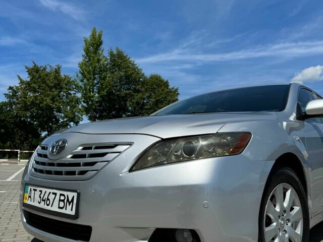 Тойота Камри 2007 в Коломые на Automoto.ua Серый Тойота Камри, объемом двигателя 2.4 л и пробегом 250 тыс. км за 7999 $, фото 1 на Automoto.ua
