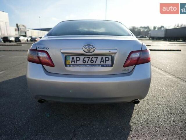 Серый Тойота Камри, объемом двигателя 3.46 л и пробегом 428 тыс. км за 10000 $, фото 7 на Automoto.ua