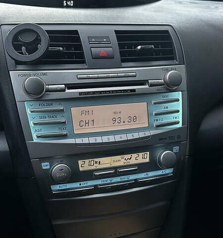 Тойота Камри 2007 в Киеве на Automoto.ua Серый Тойота Камри, объемом двигателя 2.4 л и пробегом 157 тыс. км за 10999 $, фото 24 на Automoto.ua